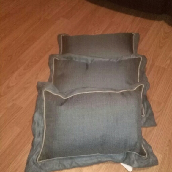 14 pieces Comforter set - Picture 2 of 5